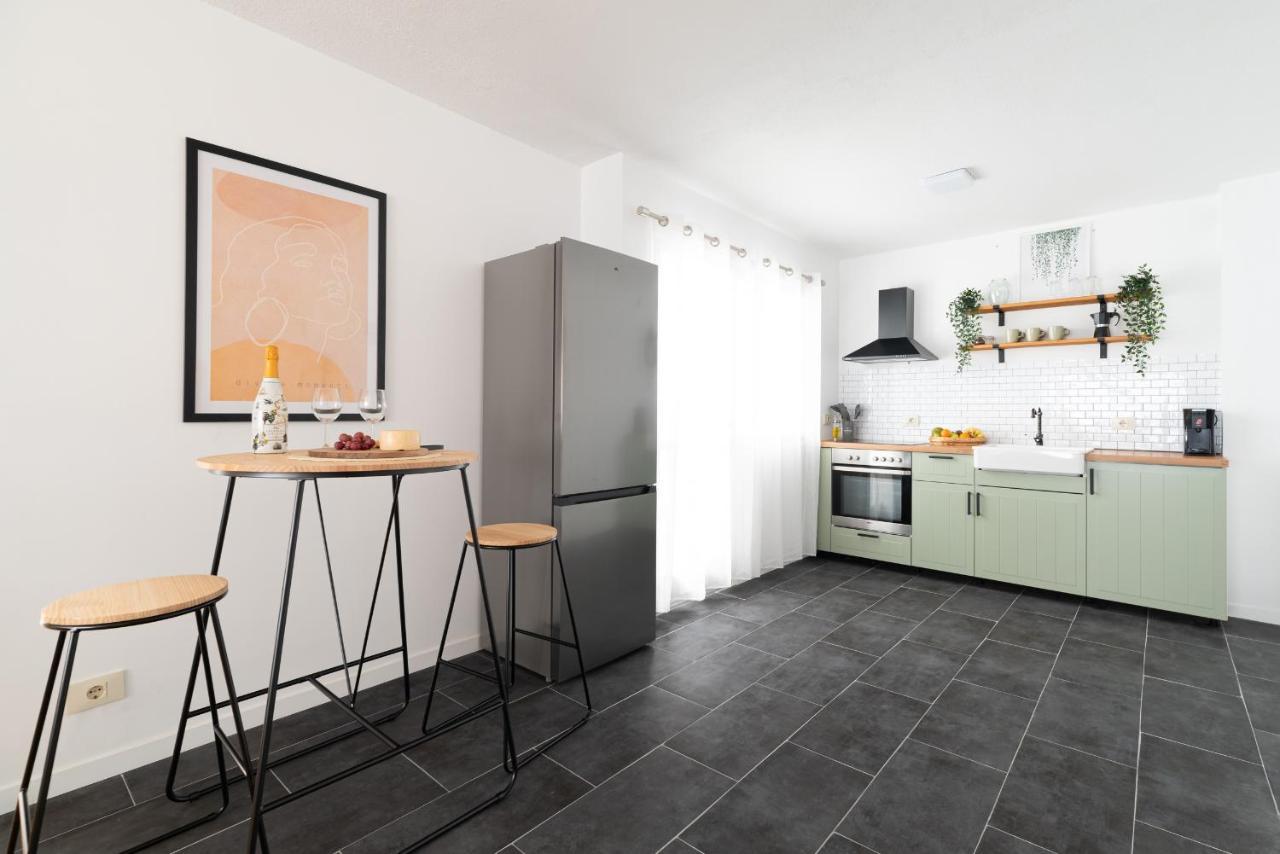 Moderno Apartamento Con Parking Apartment Vigo Luaran gambar