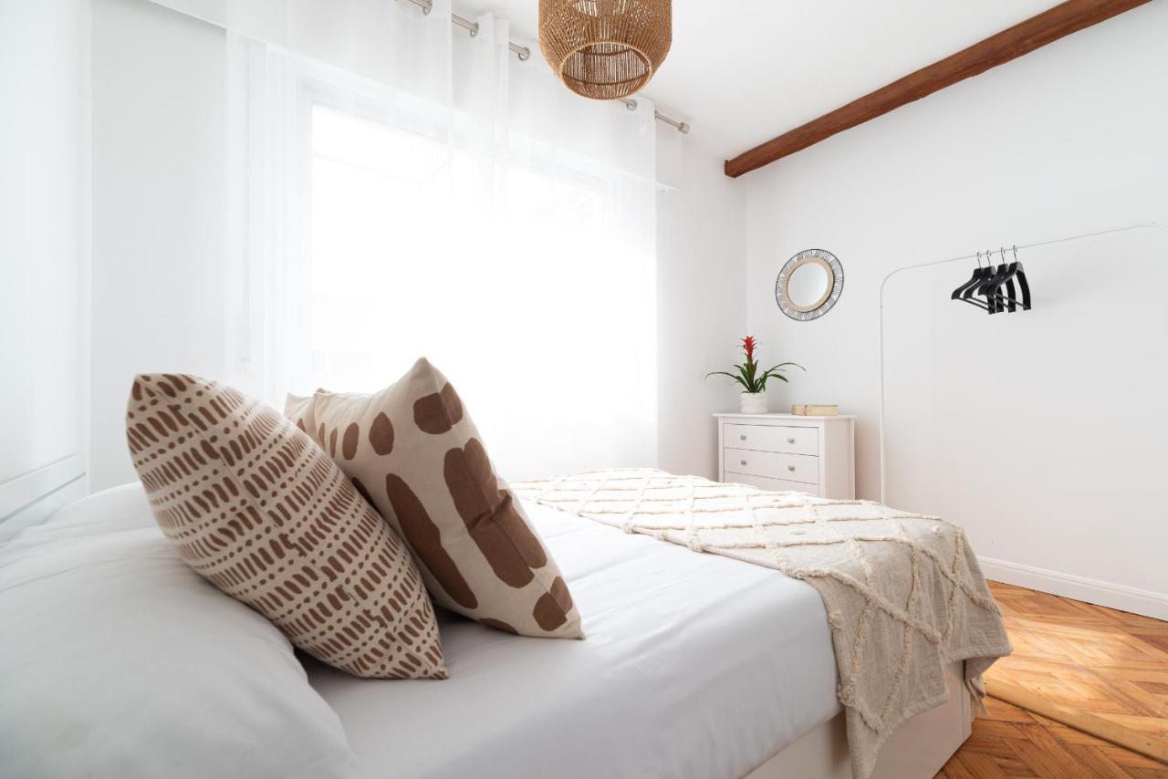 Moderno Apartamento Con Parking Apartment Vigo Luaran gambar