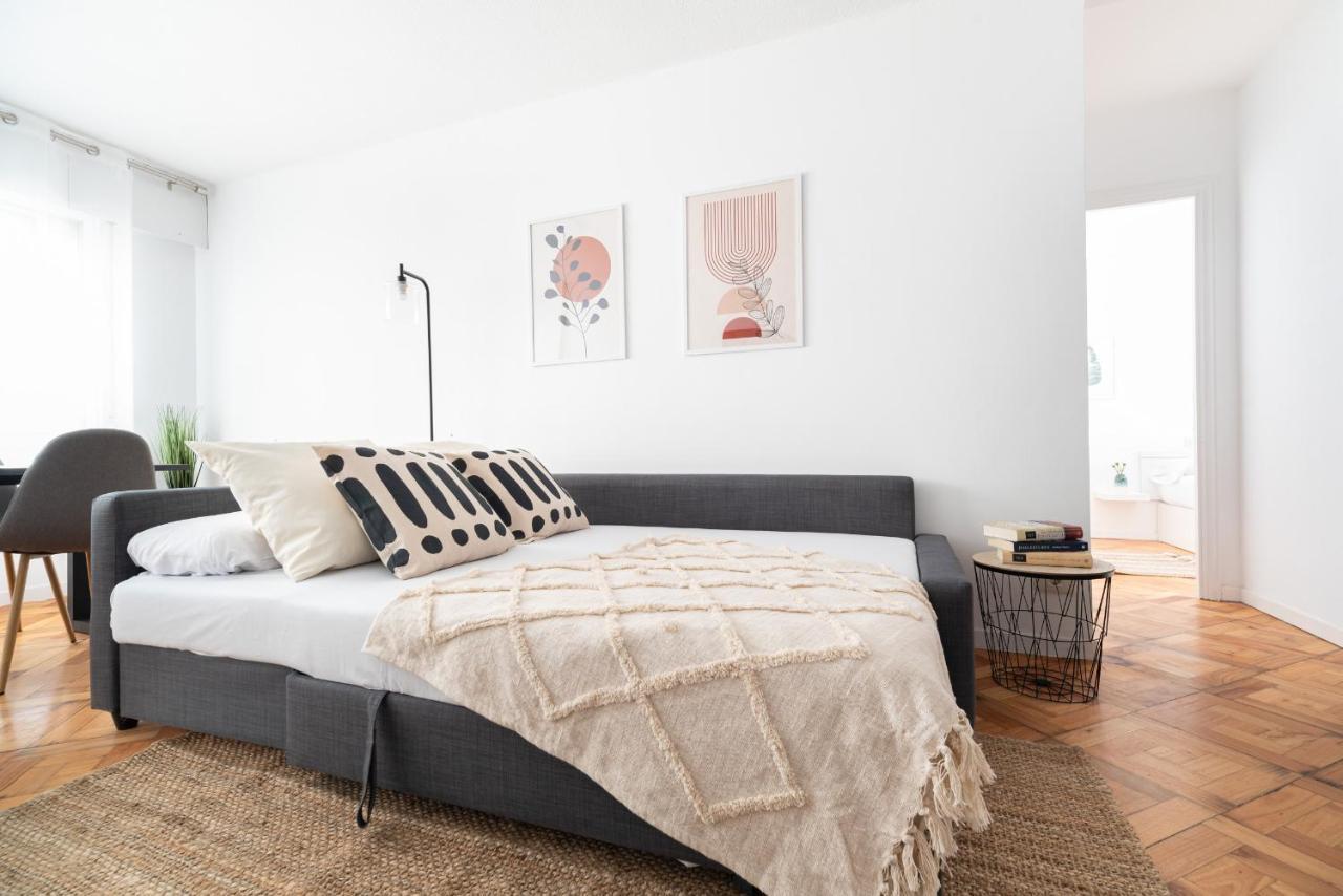 Moderno Apartamento Con Parking Apartment Vigo Luaran gambar