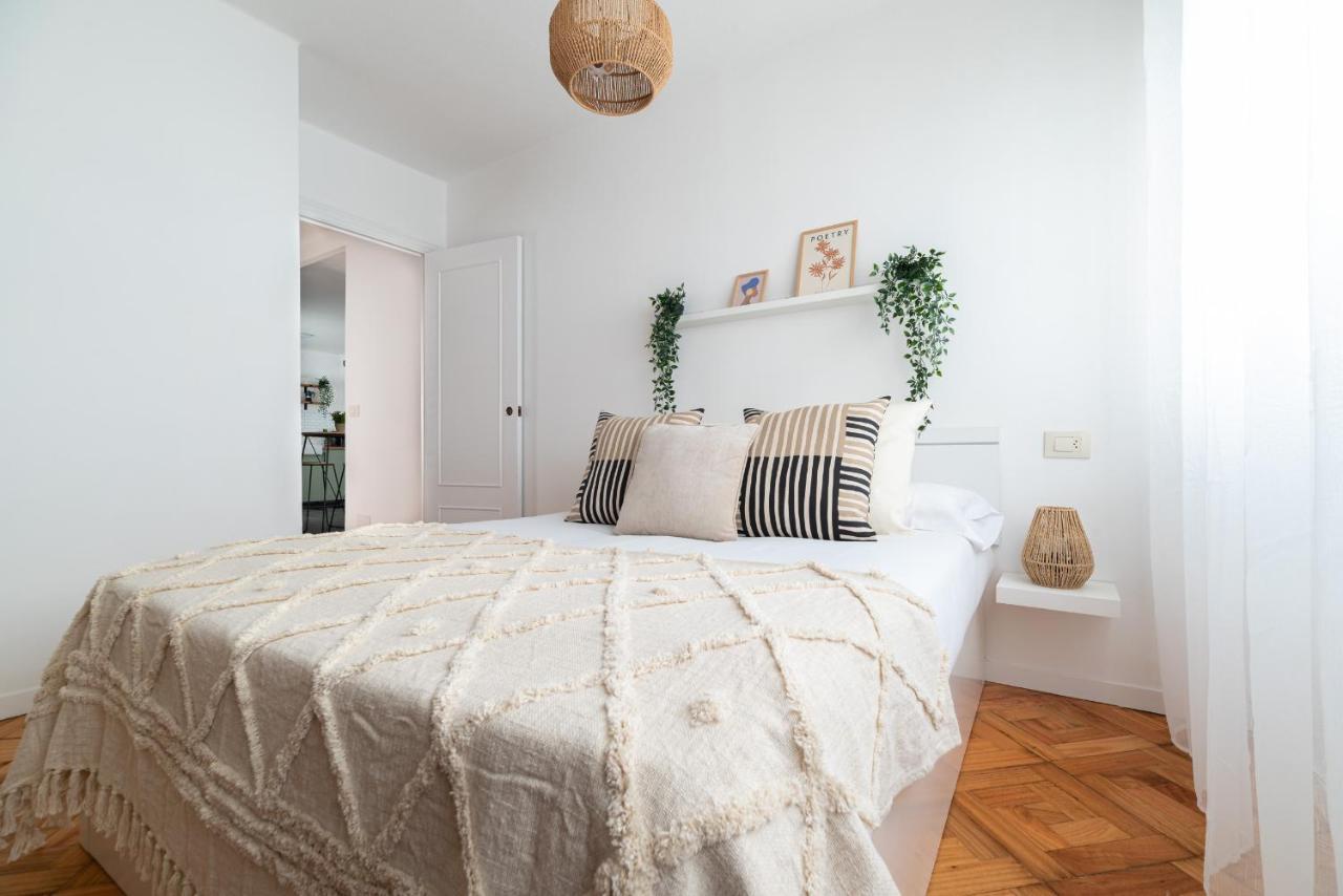 Moderno Apartamento Con Parking Apartment Vigo Luaran gambar